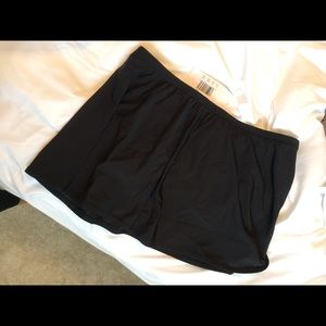 Penbrook plus size black swim skirt size 22W NWT